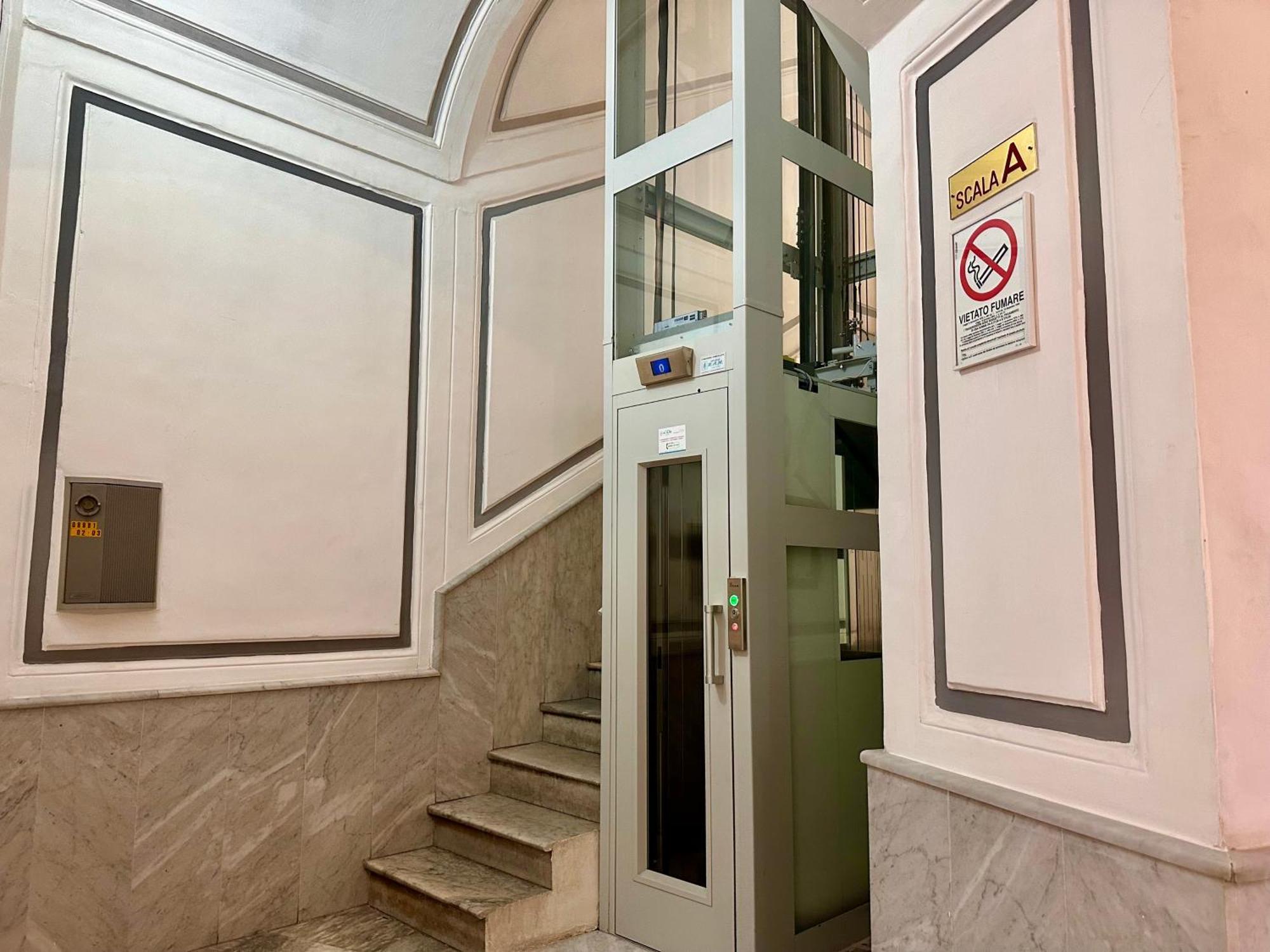Elegance Rooms Spaccanapoli المظهر الخارجي الصورة